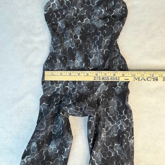 TYR Avictor 2.0 Open Back Technical Swimsuit Womens Size 26 Black Kneeskin - Picture 15 of 15